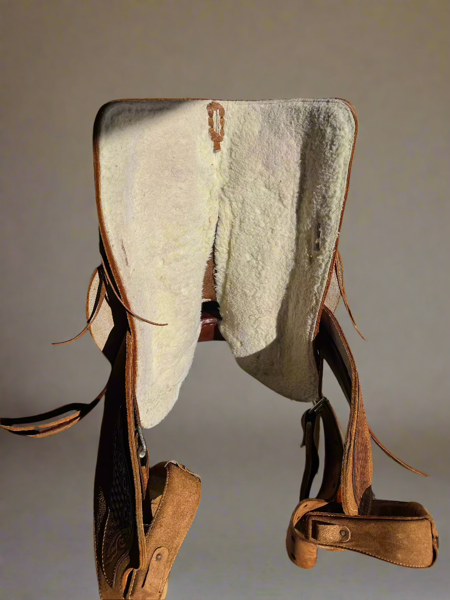 Suede Saddle